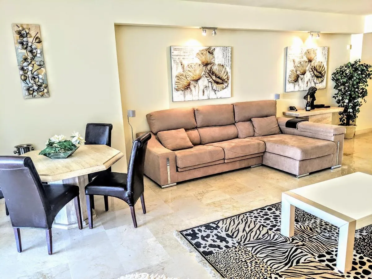 Las Olas Riviera Apartment Sitio de Calahonda 0*,