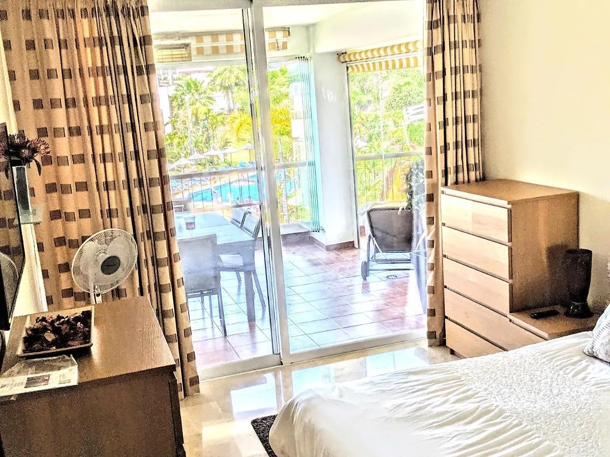 Las Olas Riviera Apartment Sitio de Calahonda Spain