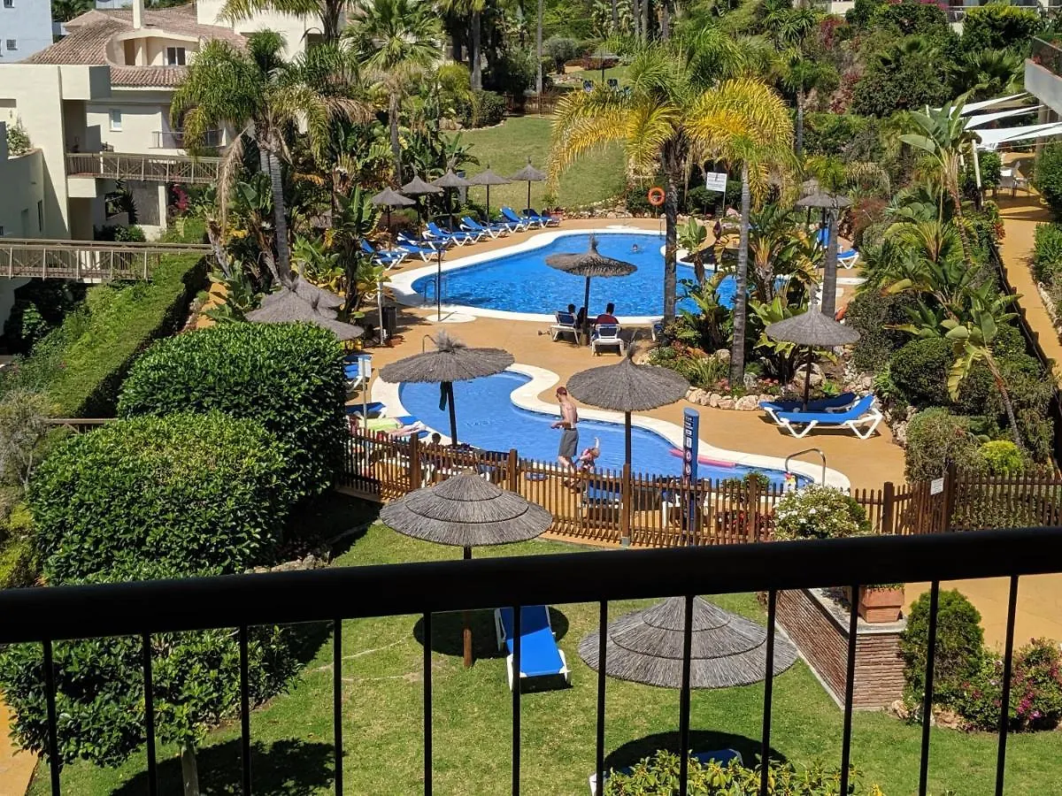 Las Olas Riviera Apartment Sitio de Calahonda Spain
